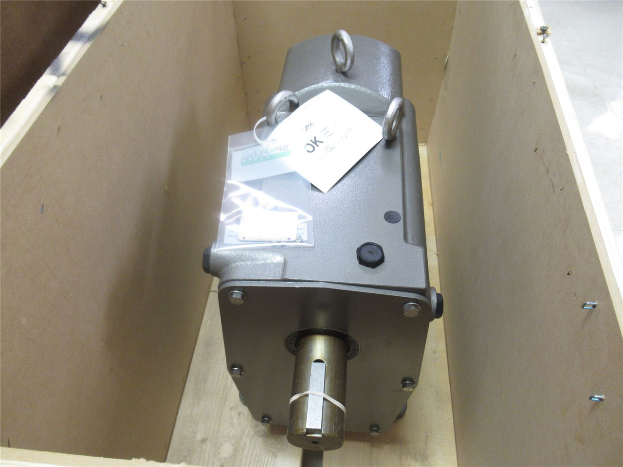 Waukeshaw 113378-C; Gearcase Assembly 324U1