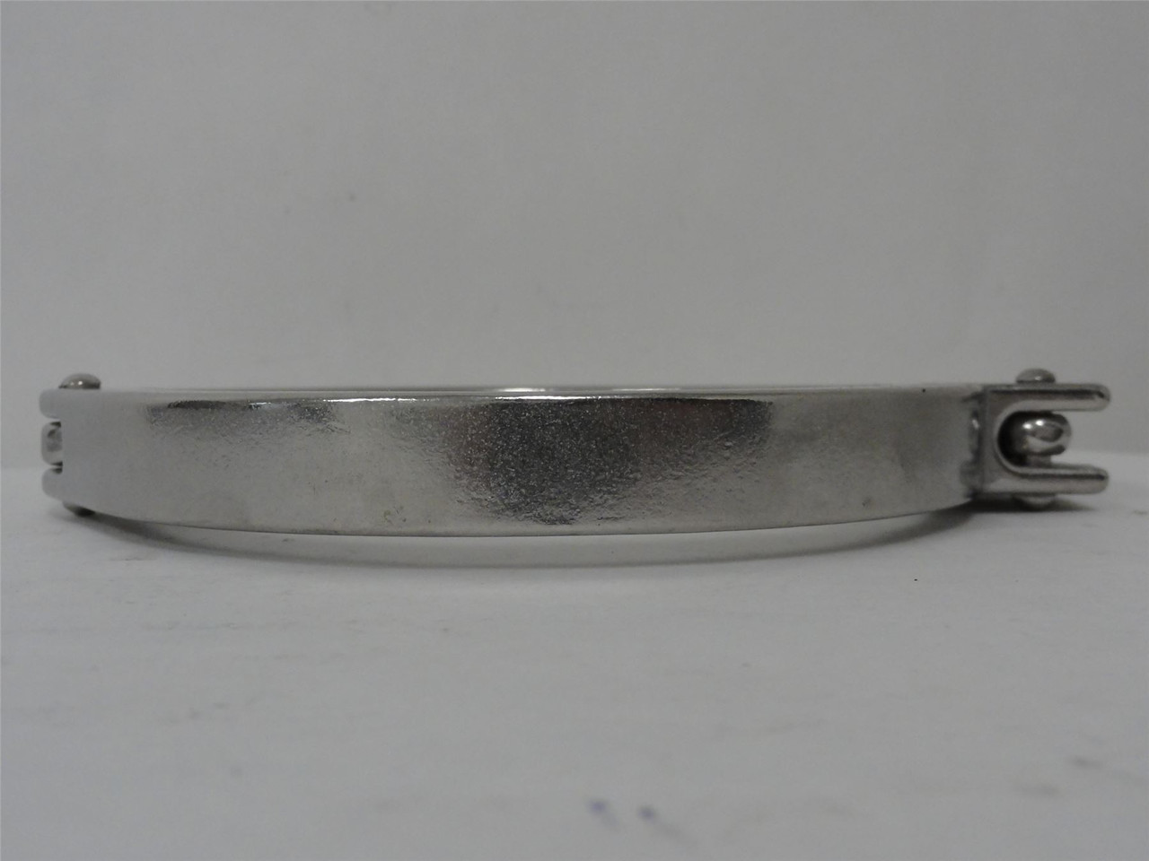 Sanitary Solutions SS13MHM-4-304; Single Pin Clamp; Size: 4"