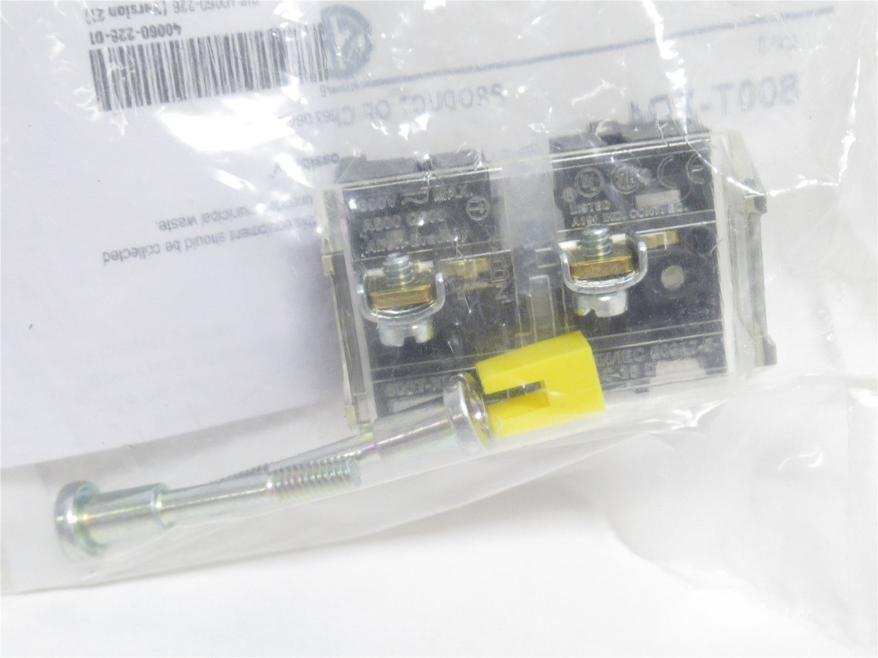 Allen-Bradley 800T-XD4; Contact Block; 10A; 600VAC; 1NC