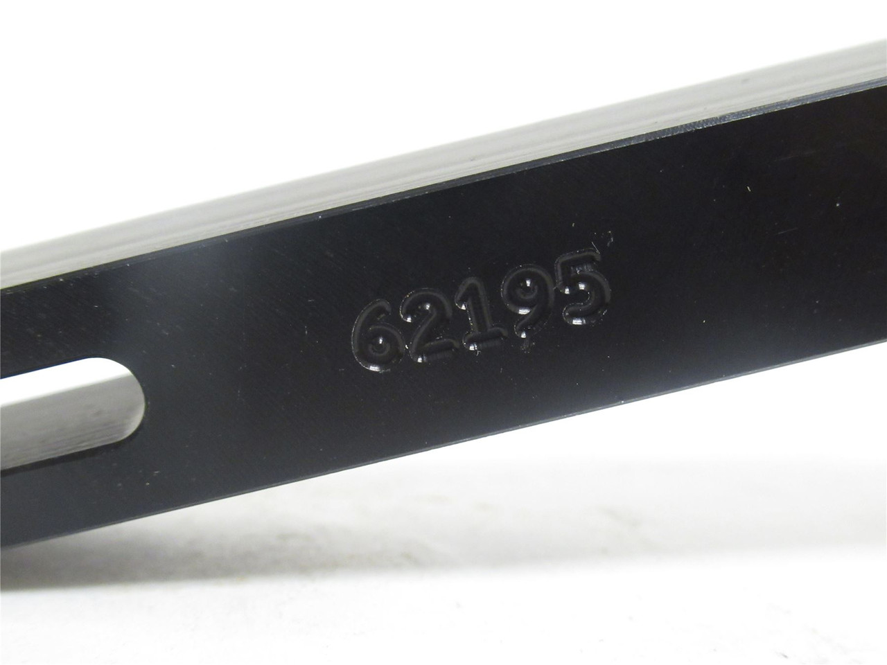 ID Tech 62195; Air Assist Swing Away Bracket