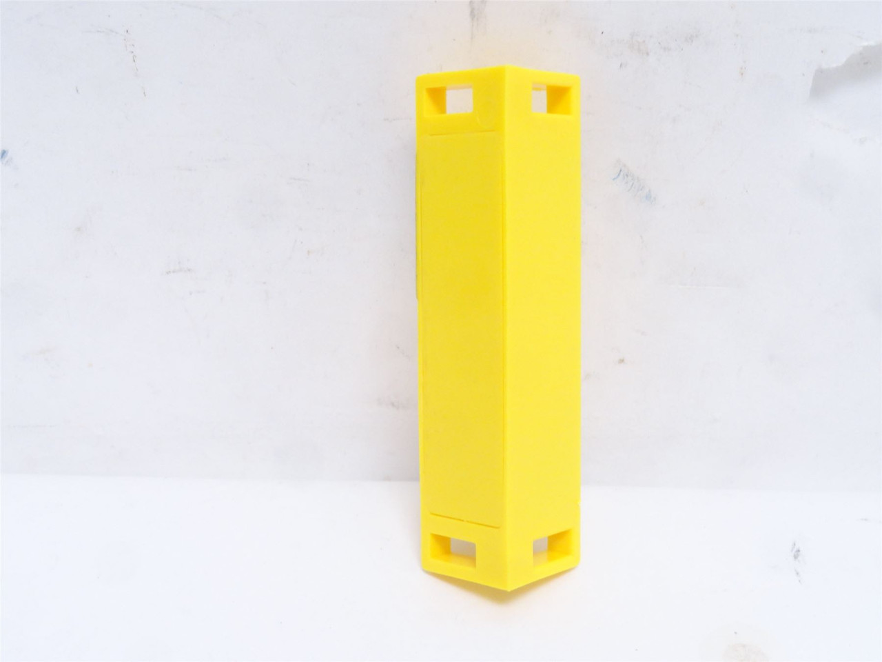 Sick RE300-KA; Safety Switch Magnetic Actuator 5311140