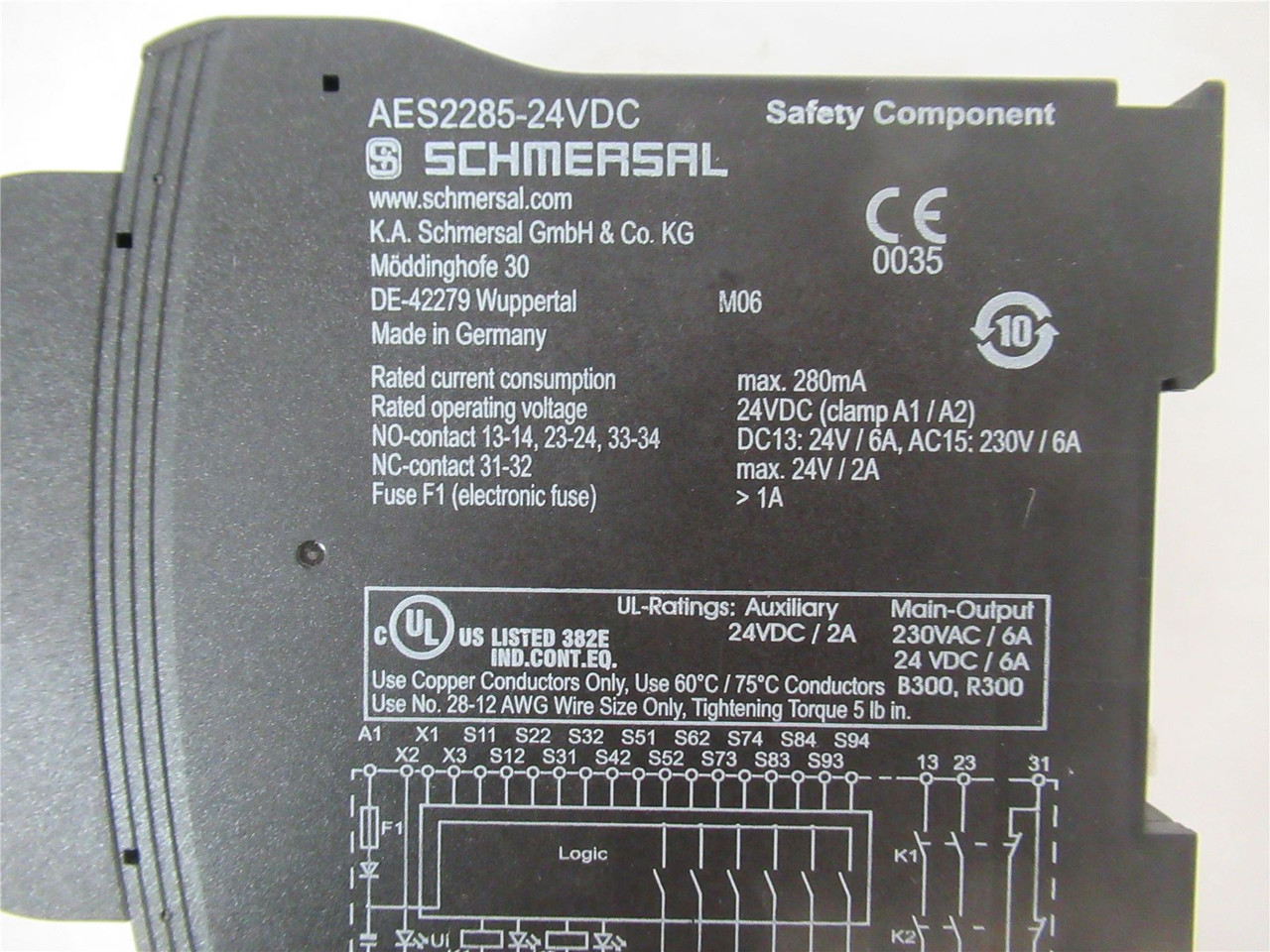 Schmersal AES2285; Safety Controller 24 VDC 2A