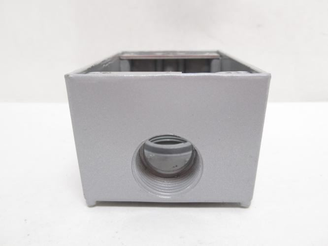 Mulberry Metals 30204; Aluminum Outlet Box; 2"; 3/4" Knockouts