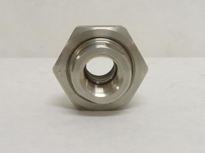 Japan 48UF99; Pipe Union; SS-304; 1/2FNPT; Class: 3000