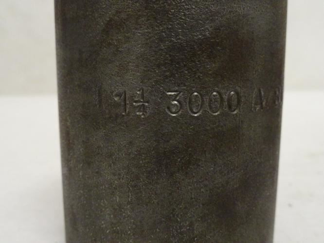 Industry-Std 29JE49; Black Steel Pipe Coupler; 1-1/4Npt