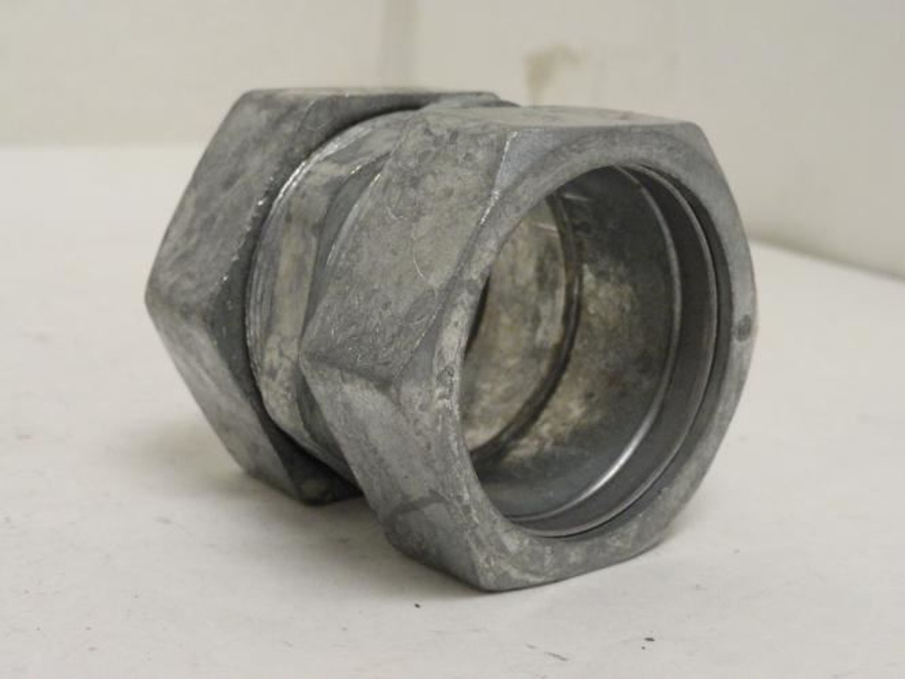 Bridgeport 264-DC; Lot-3; Compression Coupling; Size: 1-1/2"