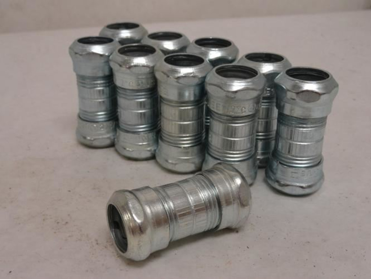 Industry-Std 5XC21; Lot-10; EMT Compression Coupling; 1/2"