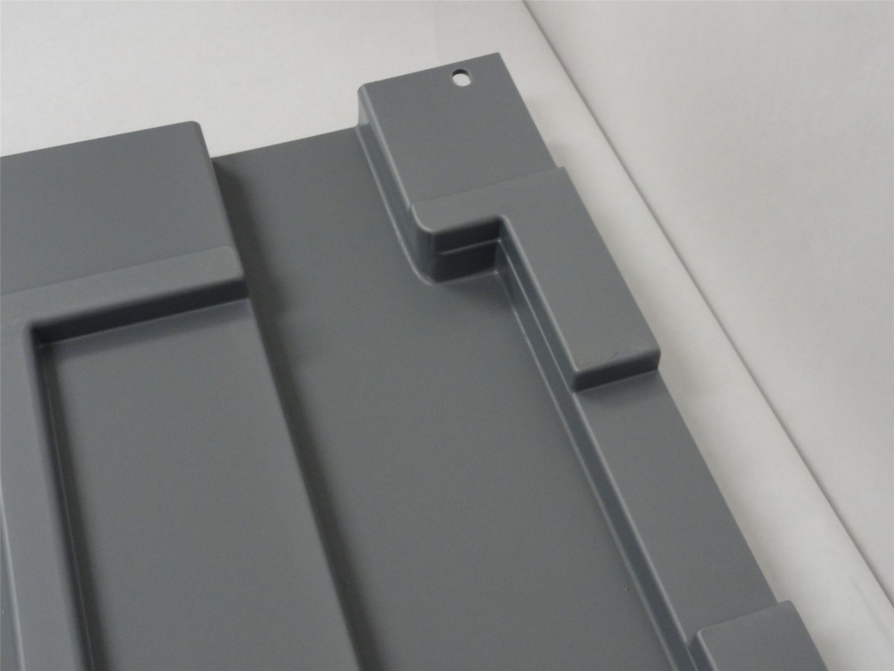 Mfg- UL3480328; Rear Right Cover