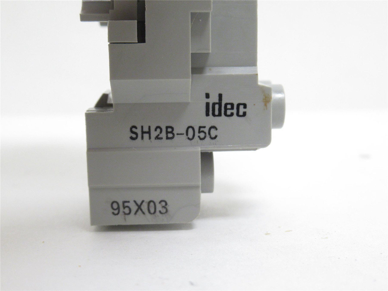 Idec SH2B-05C; Relay Socket; 8-Position