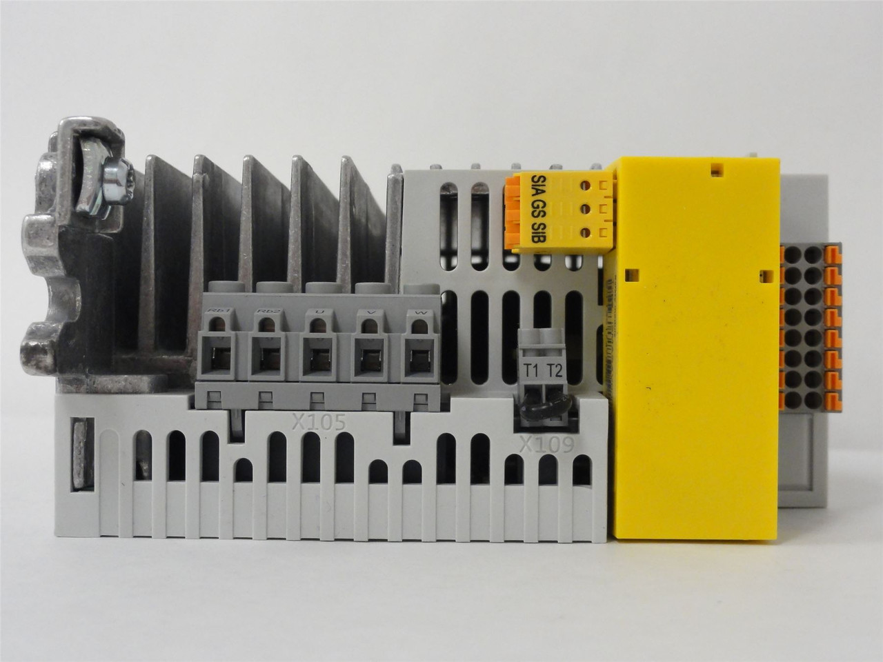 Lenze I55AE155F1AV10002S; Inverter; 400/480VAC; 0.75HP; i550