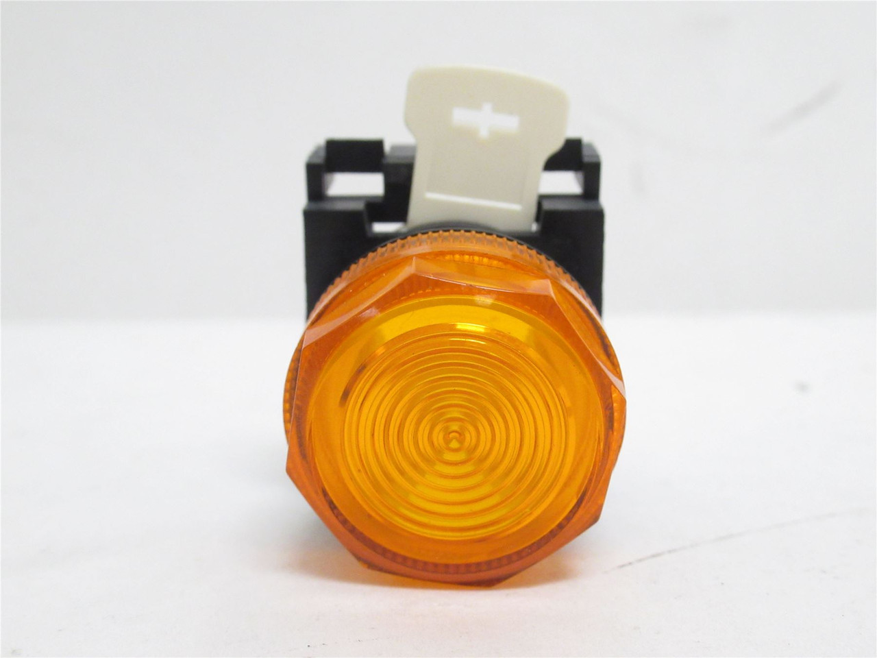 Eaton E22H9; Panel Mount Indicator Lens; Amber; 22mm; W/Frame
