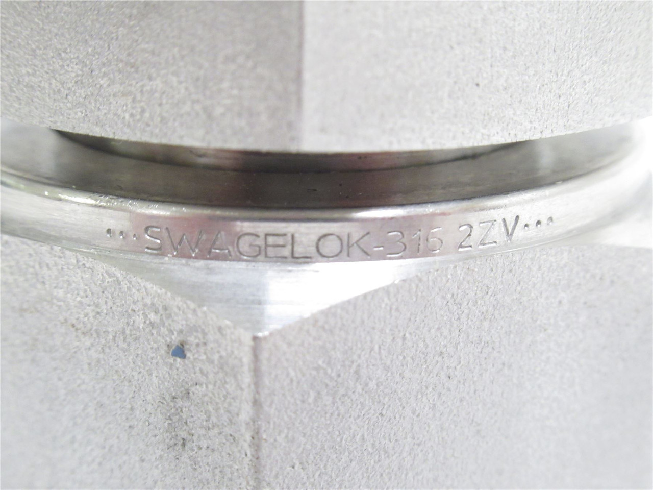 Swagelok SS-20-TA-1-20AN; Male Adaptor; SS-316; Size: 1-1/4"