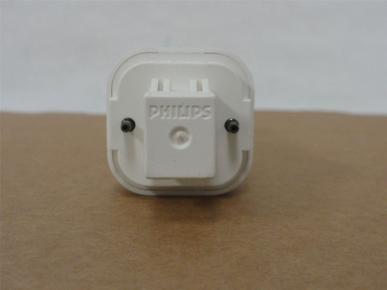 Philips PL-C 13W/USA; Lot-2 Compact Fluorescents; 13Watt