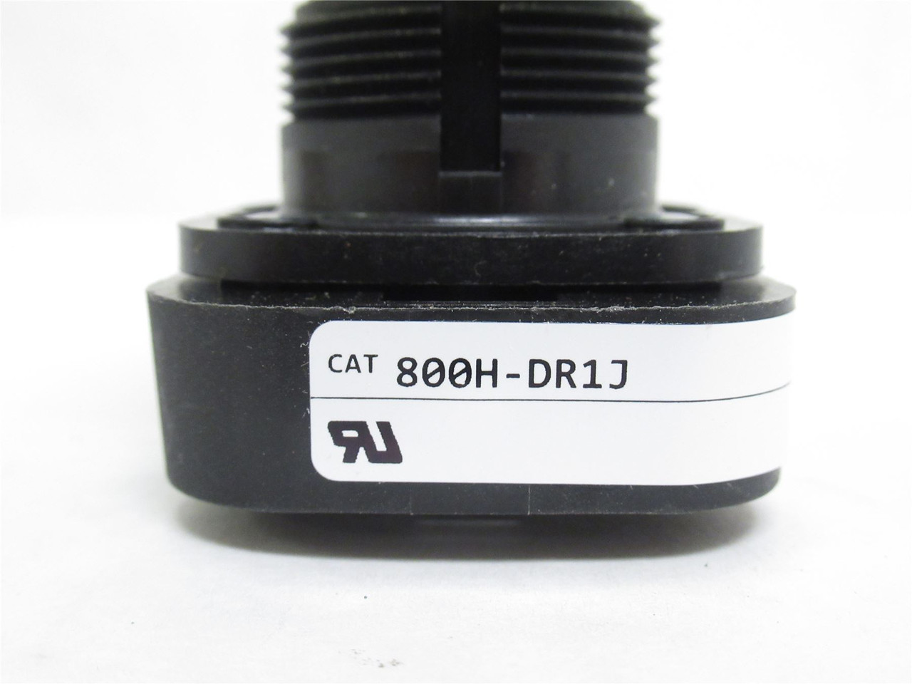 Allen-Bradley 800H-DR1J; Momentary Push Button; Green; 30mm