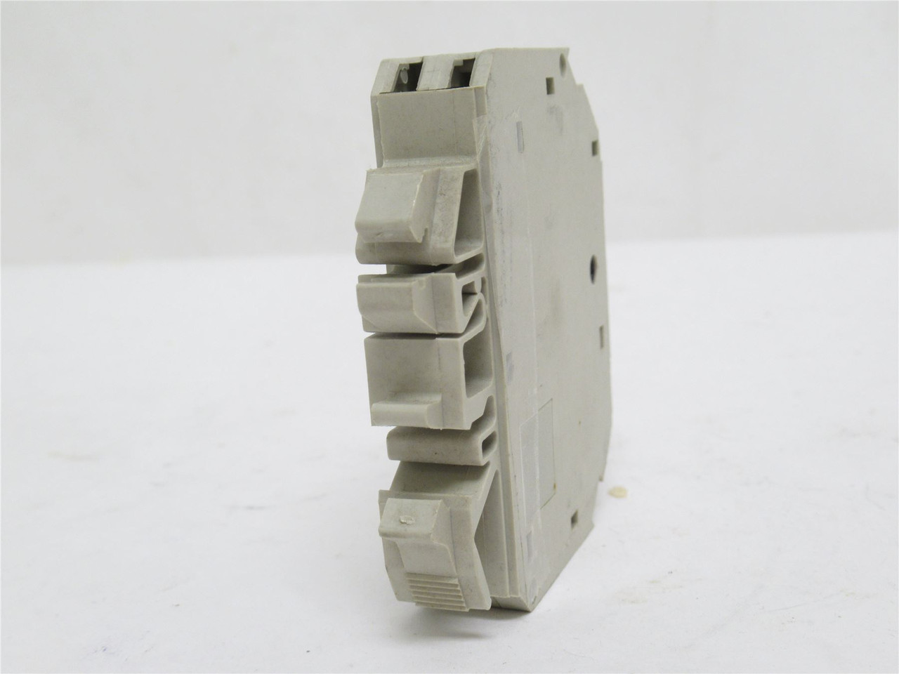 Schneider GBSCD09; Circuit Breaker; 4A; 250VAC; 1P