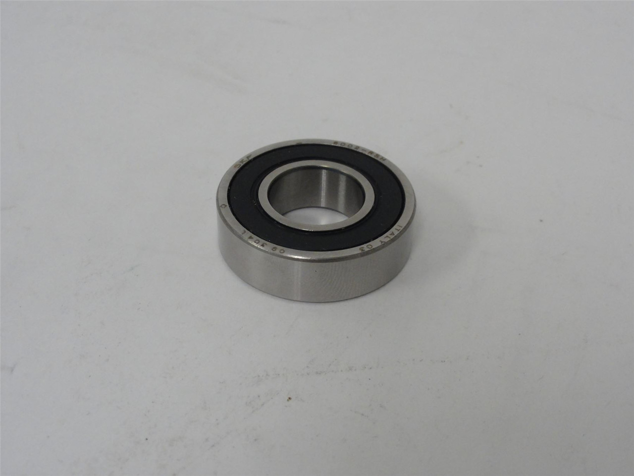 SKF 6002-RSH; Ball Bearing; 15mm ID; 32mm OD; 9mm Width