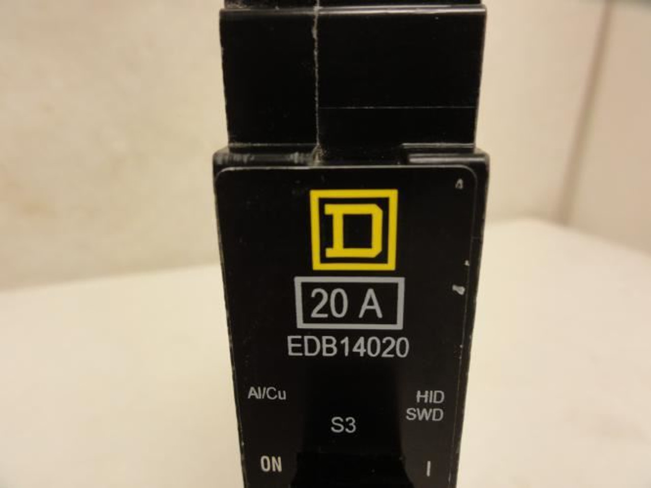 Square D EDB14020; Circuit Breaker; 20A; 1P; 277VAC; Bolt-On