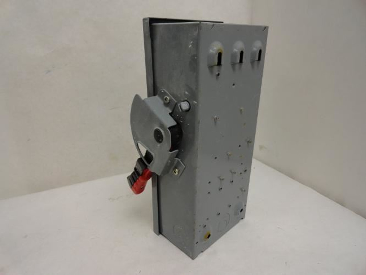 Square D H221N; Safety Switch; 30A; 2 Pole; 3Hp@600V; 2PST