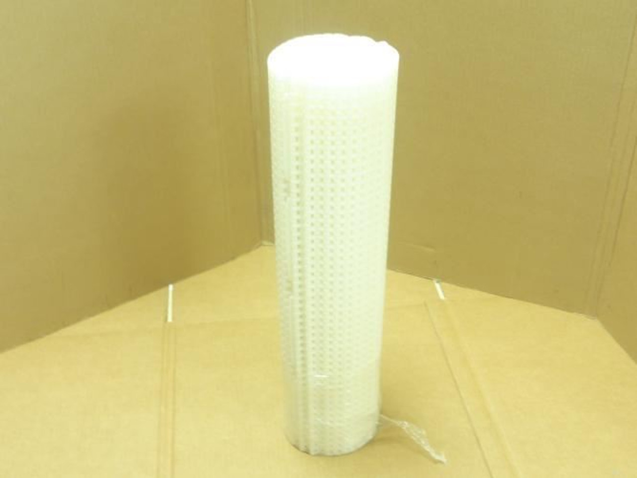 Intralox MDL-UNKN-194005; Conveyor Belt;1/4" Flights 24"W 5ftL