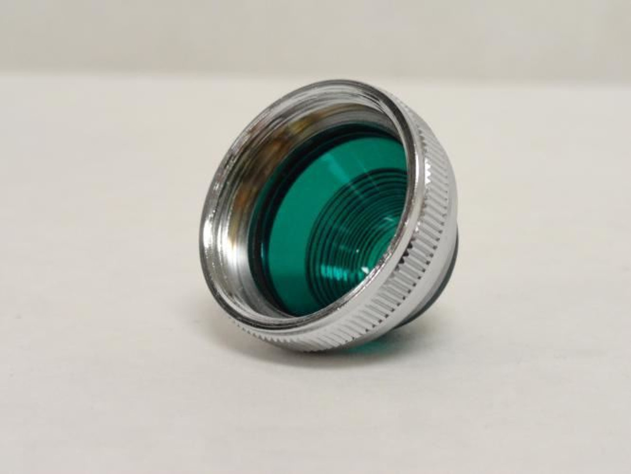 Dialight 080-0531-303; Incandescent Panel Mount Lens; Green