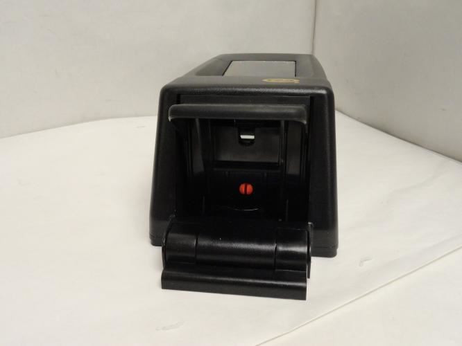 Gojo 7200-01; Manual Liquid Soap Dispenser Wall-Mount; Black