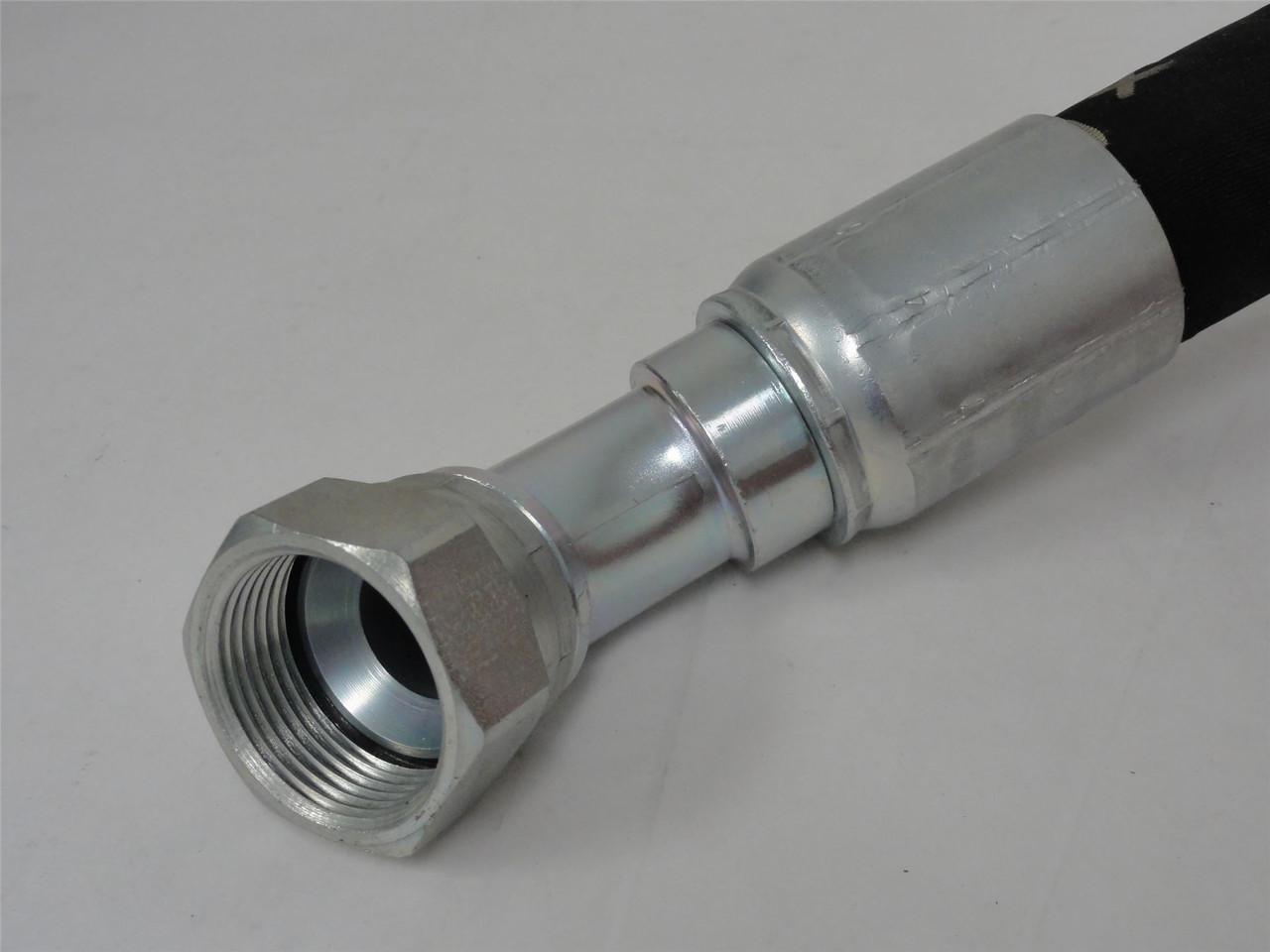 Parker 1-035653; Hydraulic Hose; 1" Hose ID x 44" Long