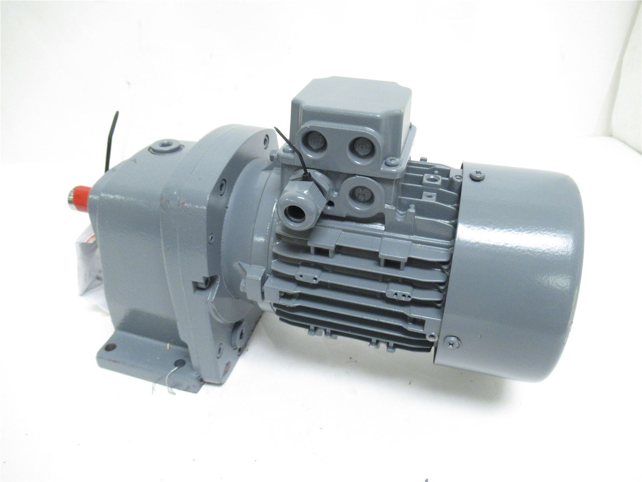 Bege G11-71L4; Helical Gear Motor; 1/4Kw; 277/480VAC; 3Ph