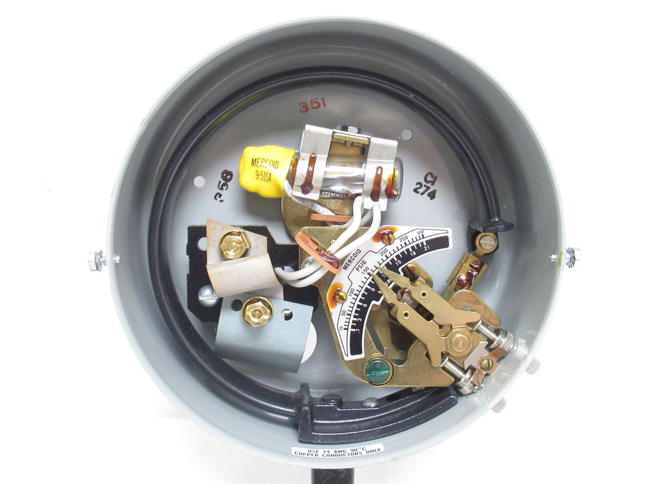 Mercoid DA-21-3-9S; Bourdon Tube Pressure Switch; 10-300PSIG