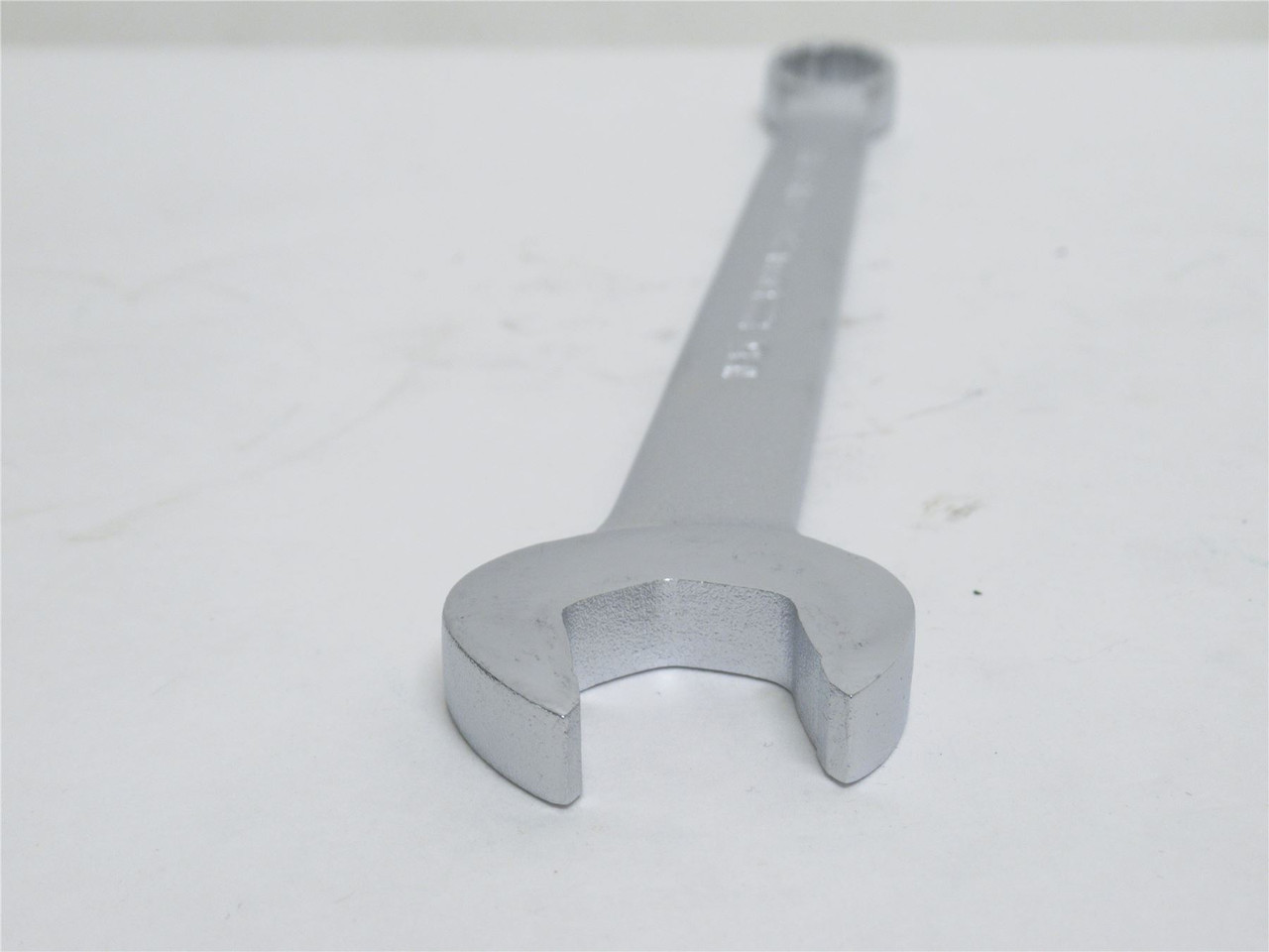 Proto 1222ASD; Straight Head Satin Combination Wrench; 11/16"