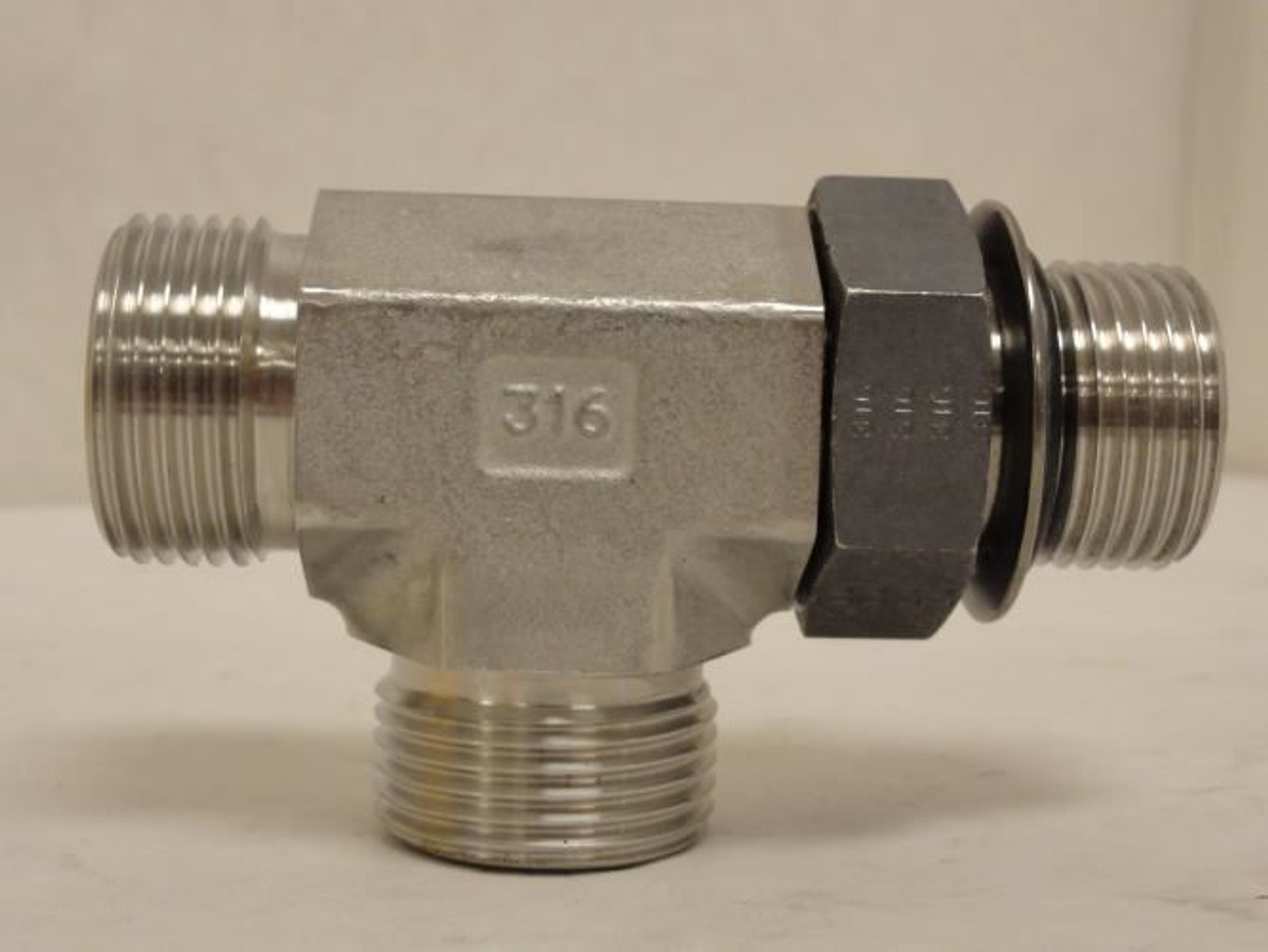 SSP S12GRT; Run Tee SS-316; 3/4 ORFS (x2) x 3/4 BOSS