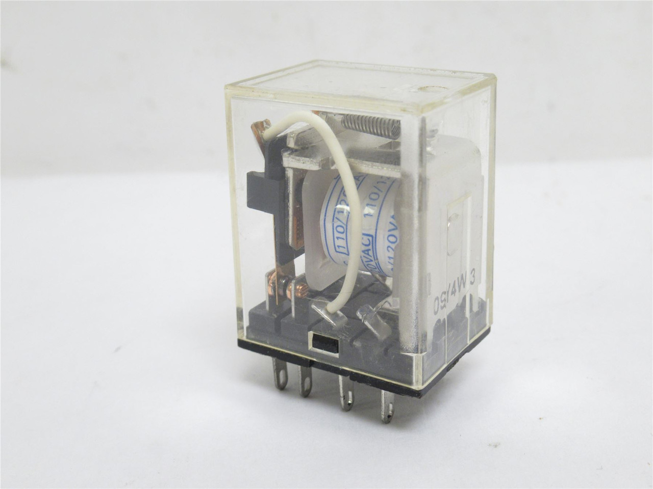 Omron MY2E-AC110/120; Relay; 5A; 240VAC; Coil: 120VAC; DPDT