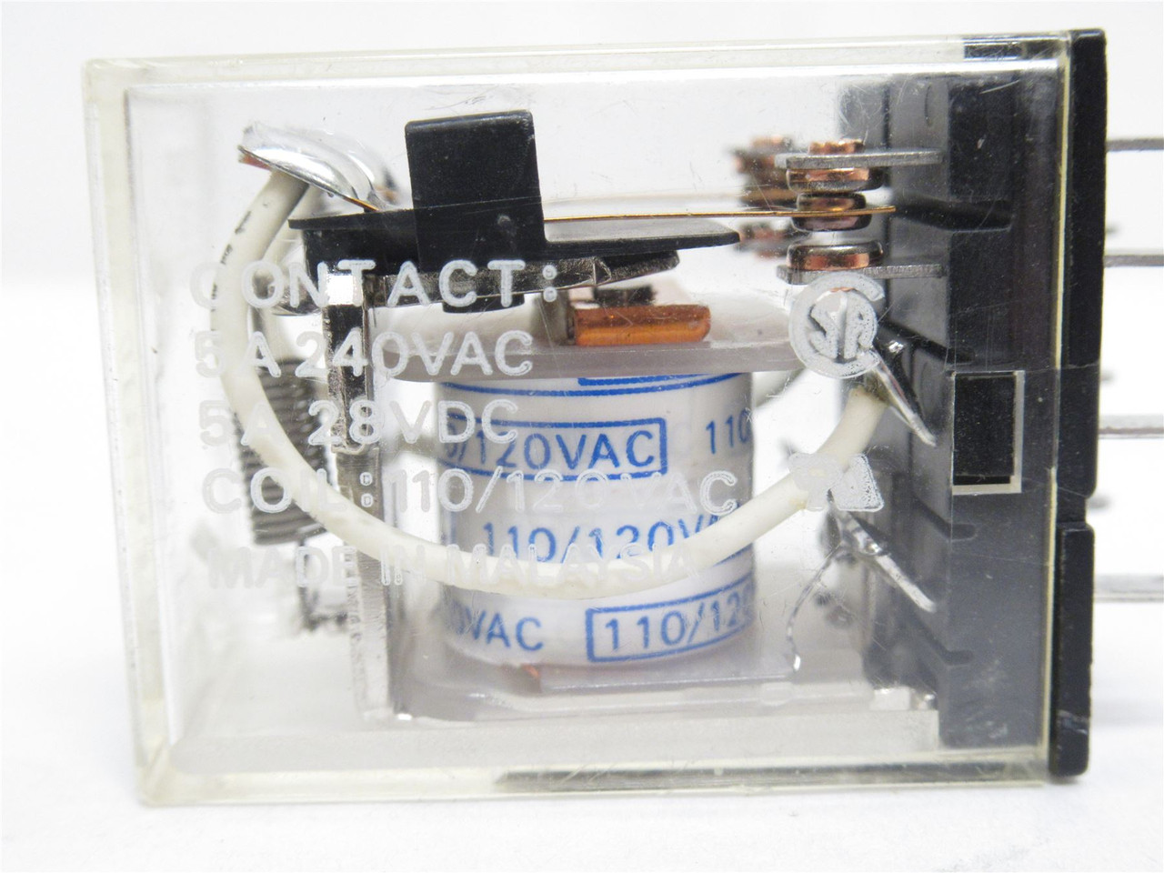 Omron MY2E-AC110/120; Relay; 5A; 240VAC; Coil: 120VAC; DPDT