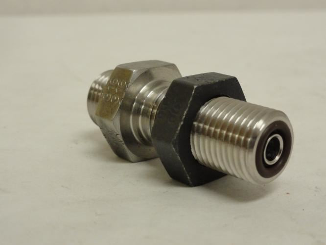 SSP 4 WLO-SS; Bulkhead Union; SS-316; 1/4 ORFS x 1/4 ORFS