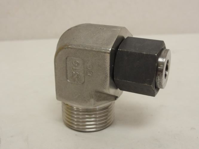 SSP S16-8SE; Elbow 90Deg SS-316; 1 OFS Swivel x 1/2 OFS Male