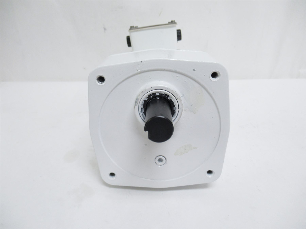 Leeson CM32D25VZ4A; DC Parallel Shaft Gearmotor 90V 500RPM 3P