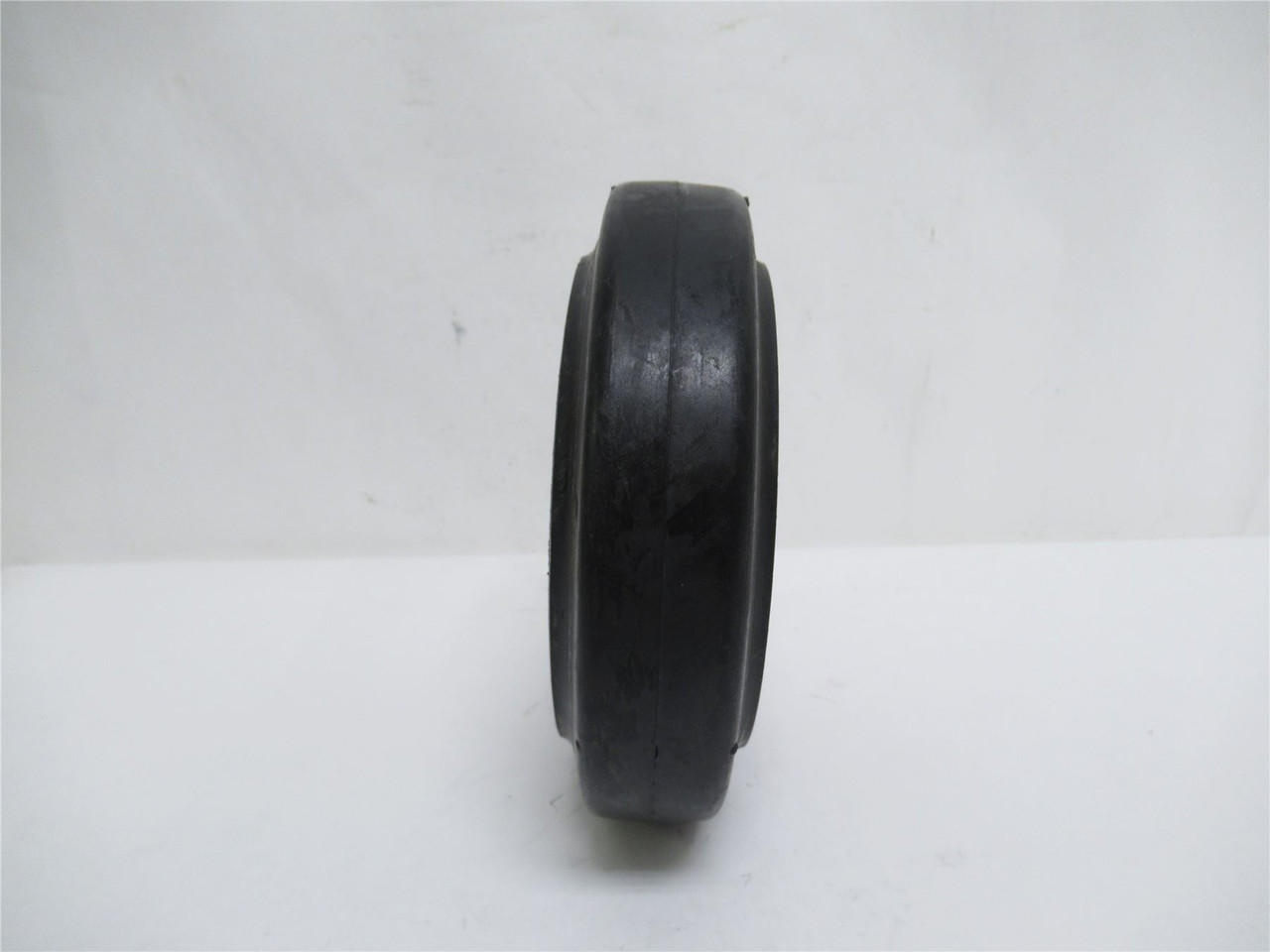 Hamilton W-720-RA-5/8; Caster 7"OD x 2" Width; 5/8"ID; Rubber