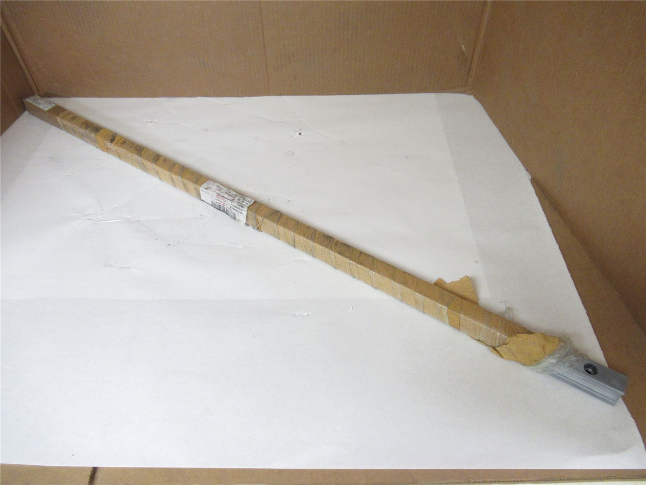 Rexroth R164570341; Linear Guide Rail LLRHR 1120LG; 44" Long