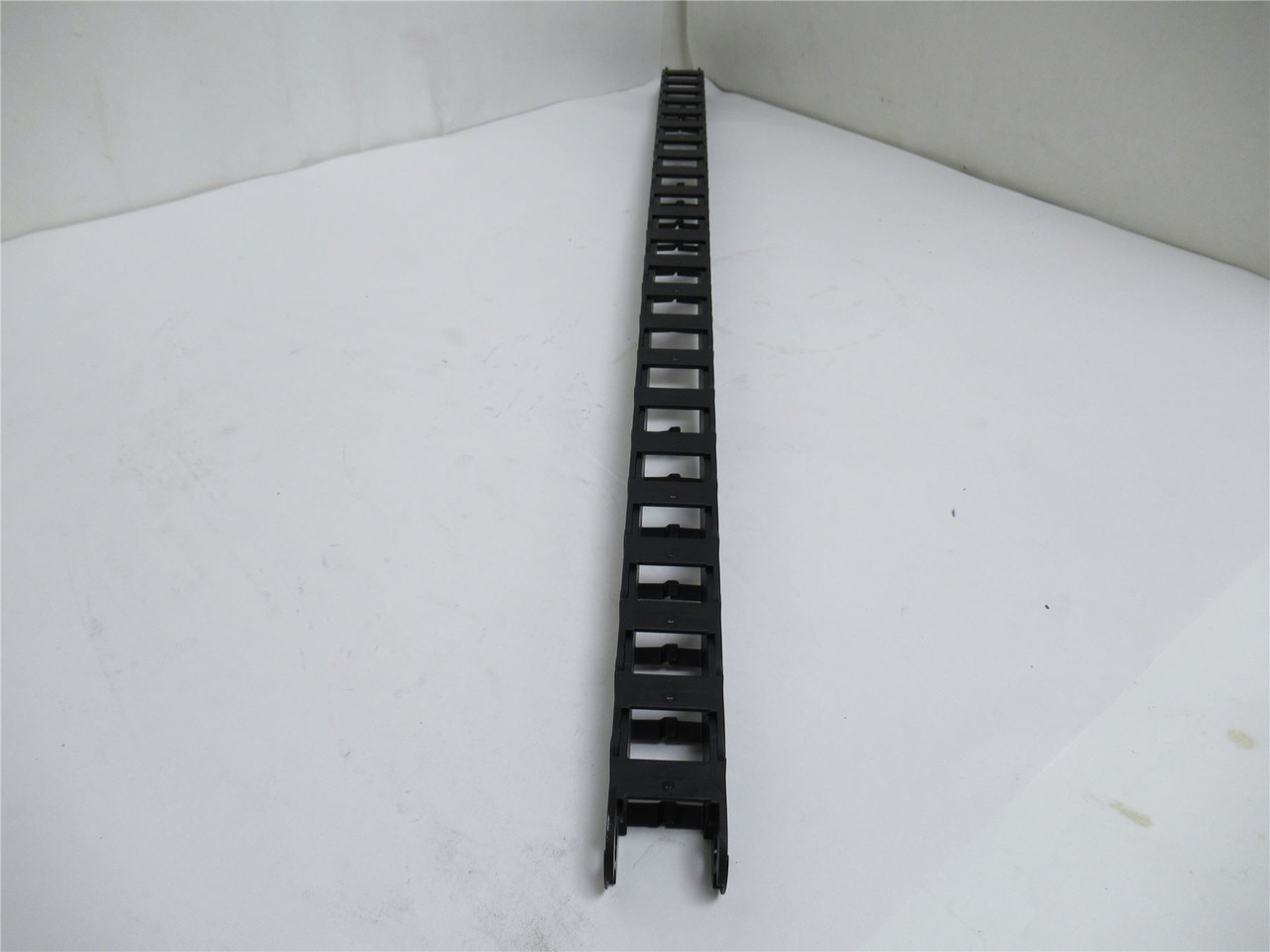 Igus Z14.2.046; Zipper Cable & Hose Carrier; 12" Long