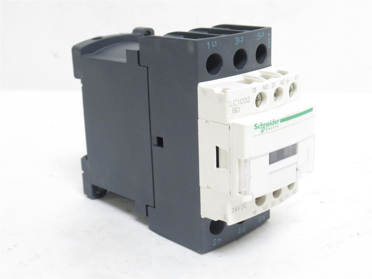 Schneider LC1D32BD; Contactor; 50A; 3-Pole; 600V; Coil: 24VDC