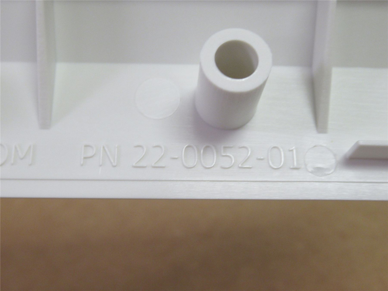 Reach Tech 1400351270; Bezeled Vertical Touchscreen Mount