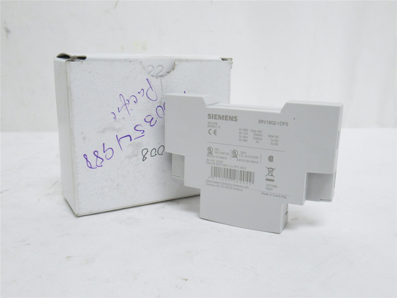 Siemens 3RV1902-1DF0; Aux Release; Shunt Trip; 90-110VAC