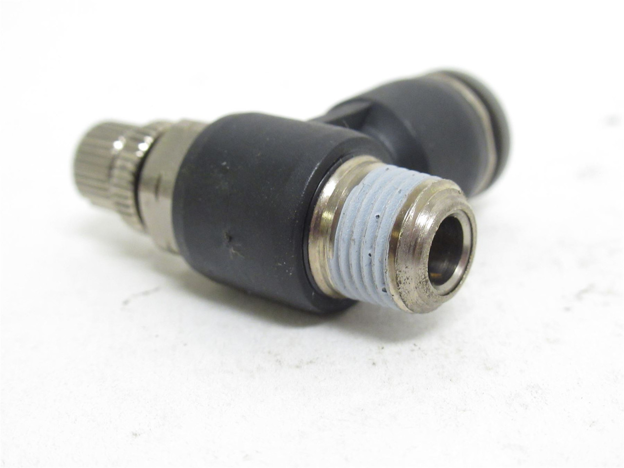 MFG- 7665 56 11; Flow Control Valve; 90Deg; 1/4" PTC x 1/8NPT