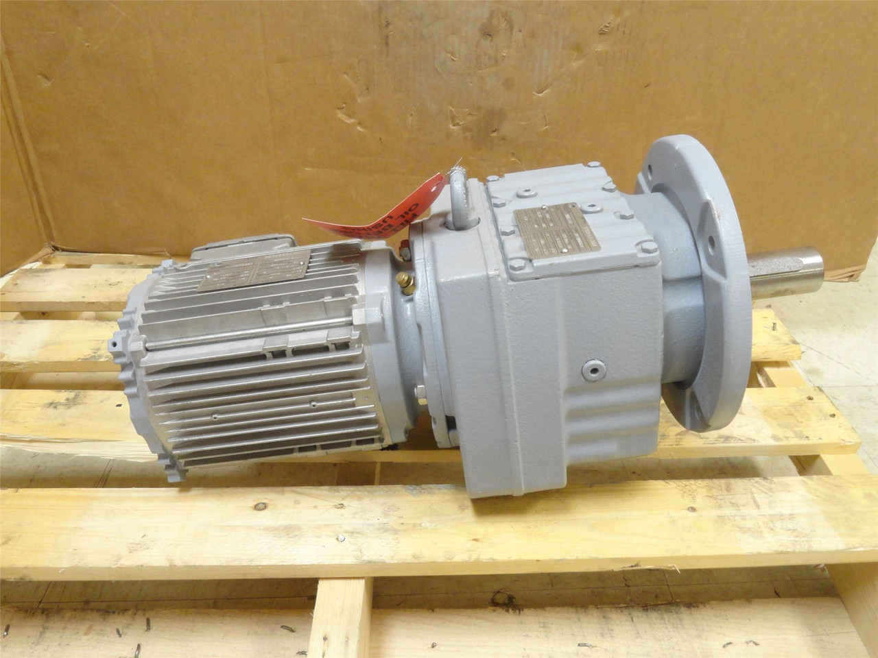 JBT 320066AAXAM; AC Gearmotor 52:1 Ratio 2HP 230/460V; 1767RPM