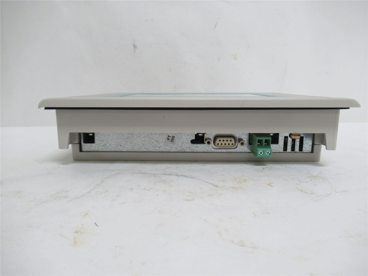 Siemens 6AV6642-0AA-0AX1; Operator Interface; 5.7"; 24VDC