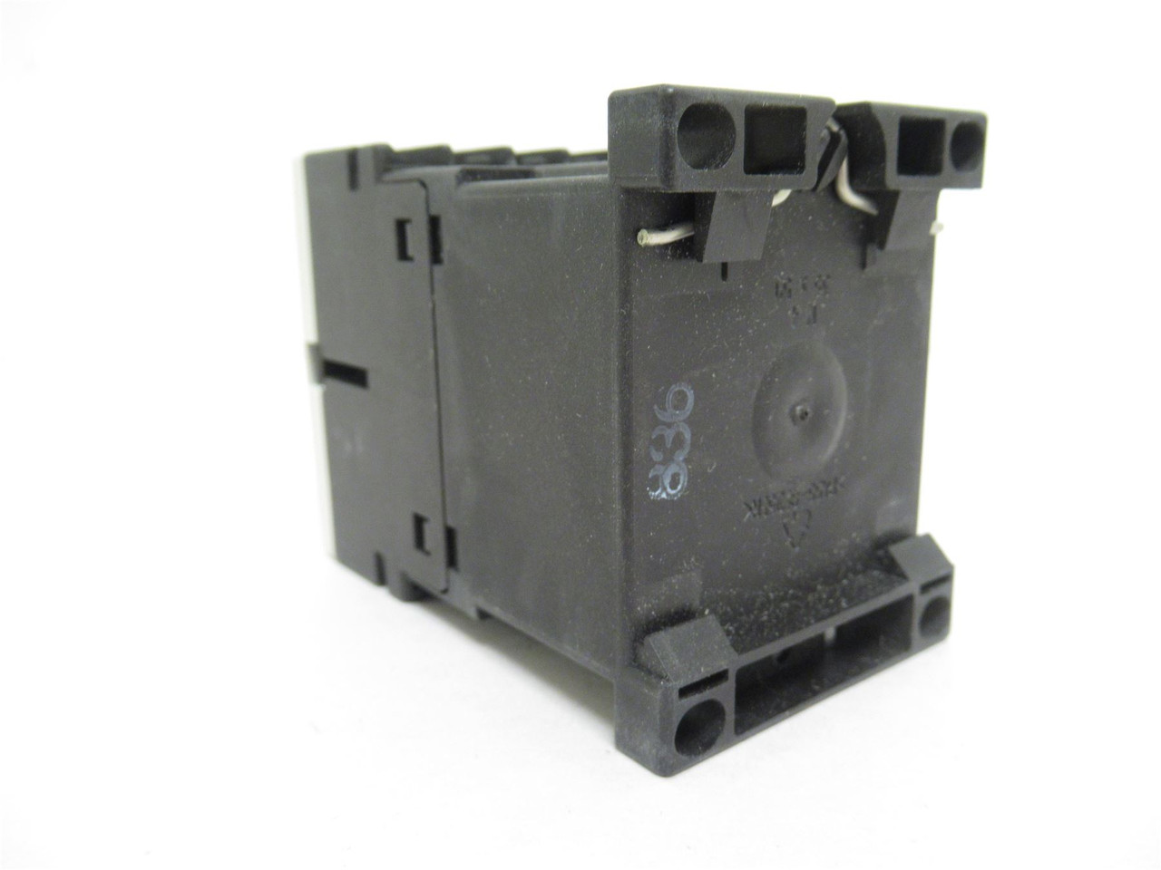 Siemens 3RT1017-1BB41; Contactor; 12A; 3P; 600VAC Coil: 24VDC