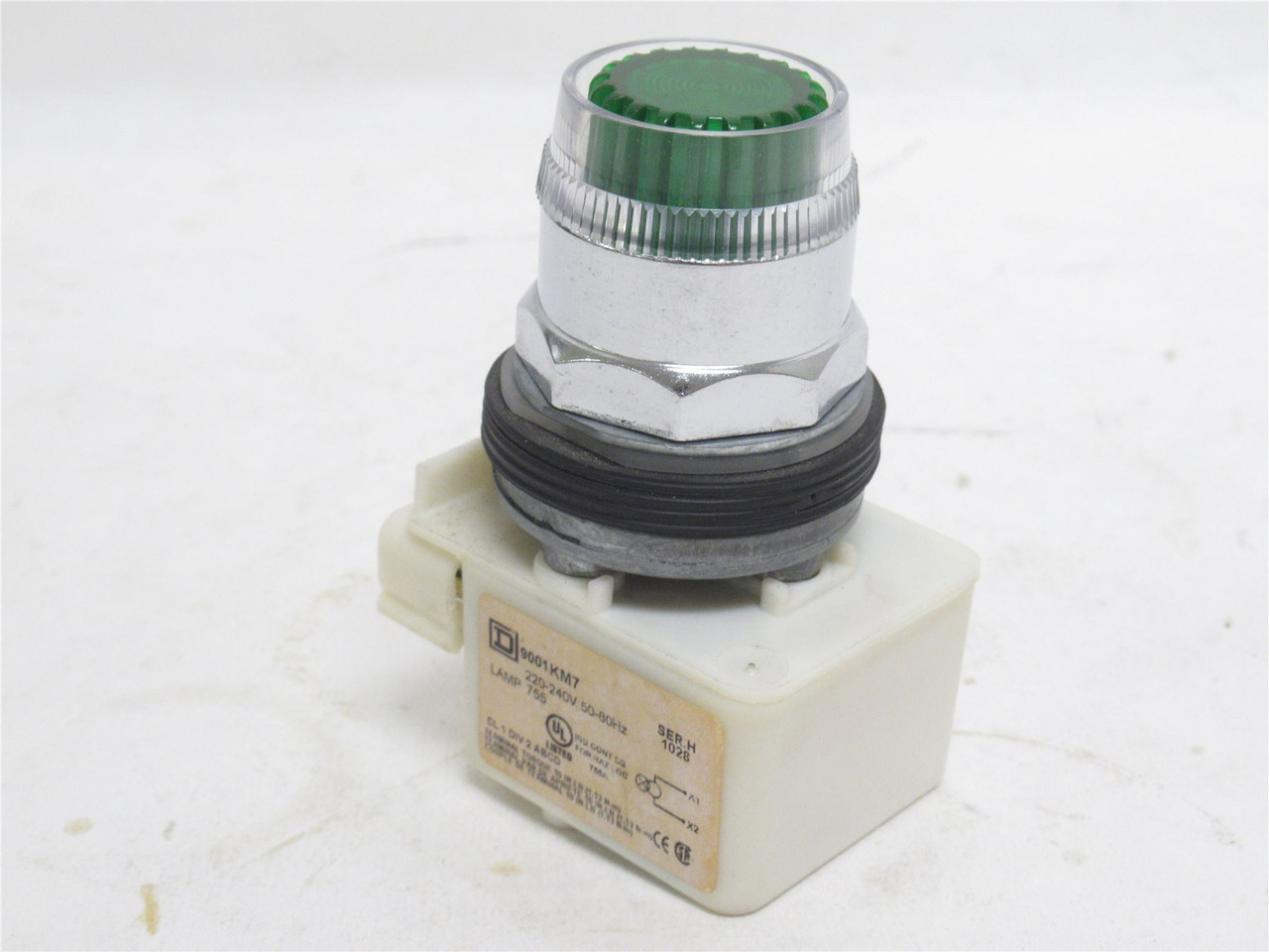 Square D 9001K1L7G; Pushbutton Switch; 220VAC; Green