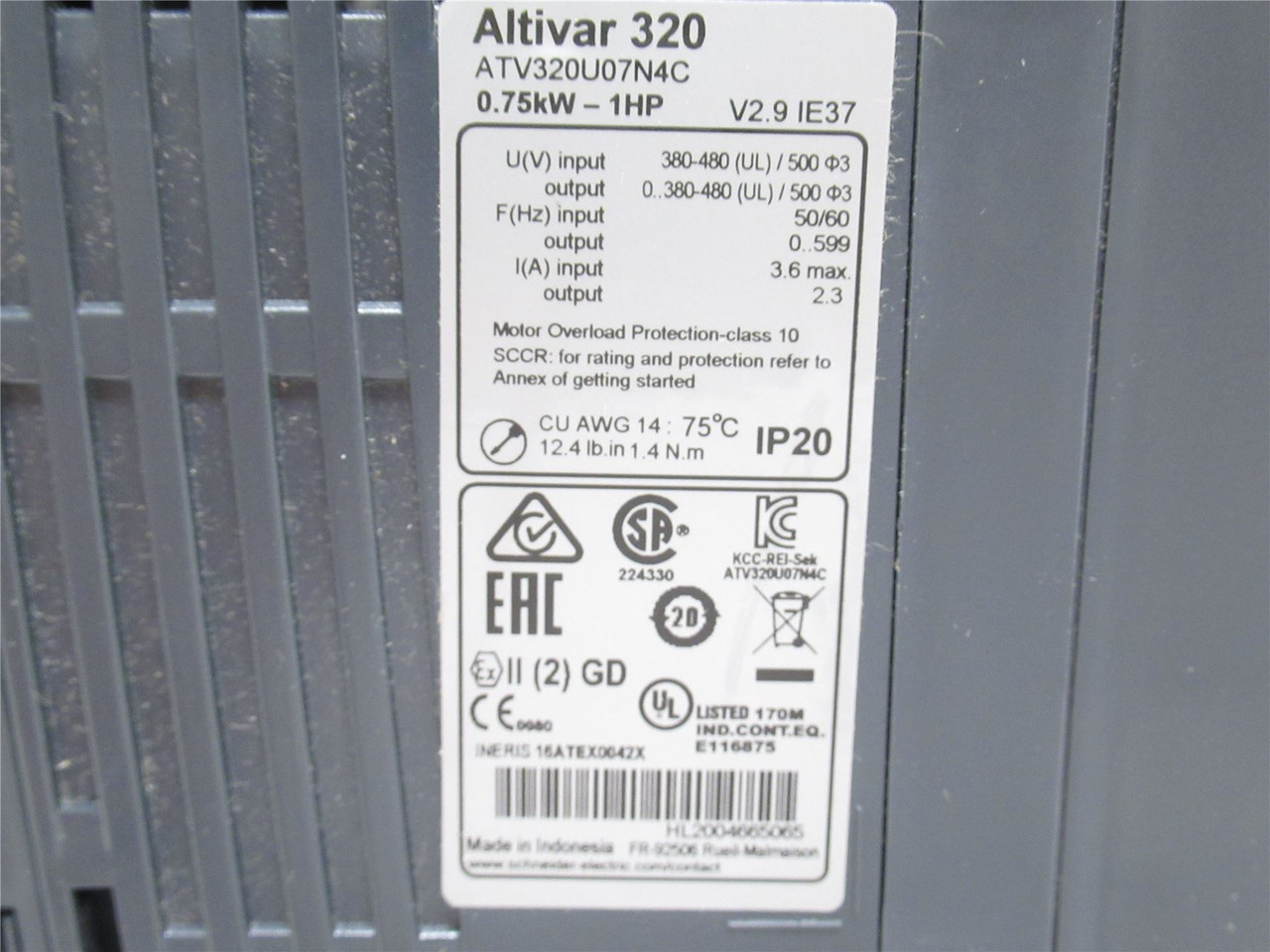 Schneider ATV320U07N4C; AC Drive; 0.75kW; 380-500VAC