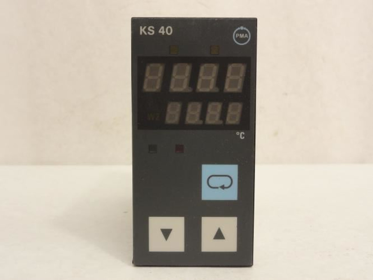 API Harowe 9404 407 40101; Temperature Controller 230V@48-62Hz