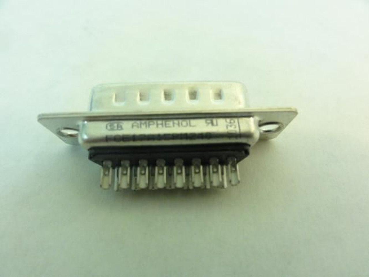 Amphenol FCE17A15PM240; Lot-4 D-Sub Plug; 15 Position