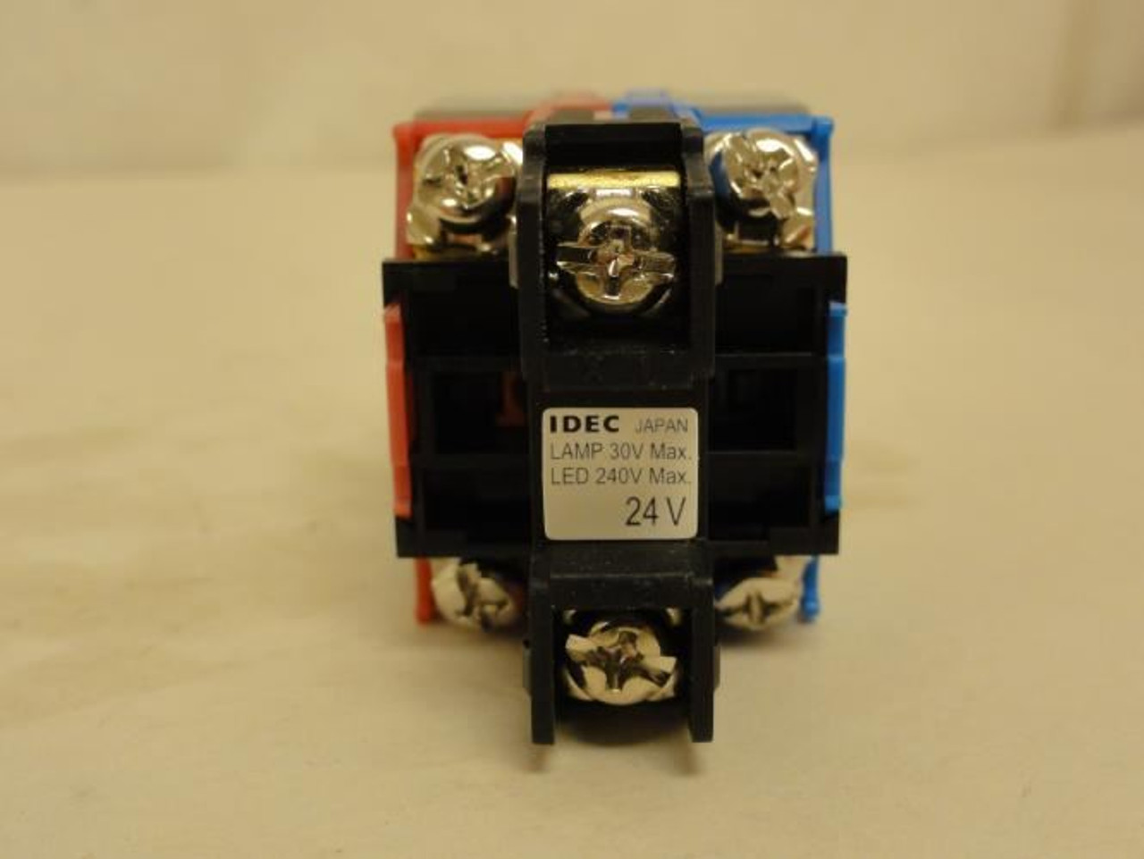 Idec ALS23311NR; Push Button; Momentary; Red; Illuminated